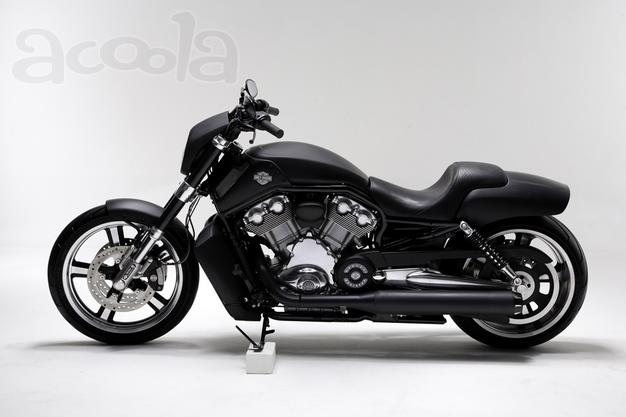 Индивидуальной сборки мотоцикл Harley Davidson V-Rod 2006 года